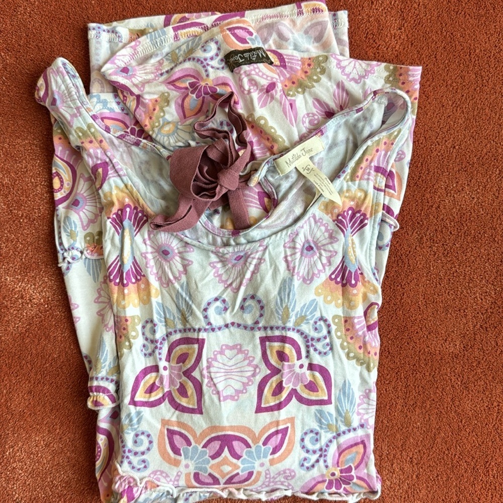 Matilda Jane, super soft tears of Road ruffles tank. Beautiful colors ties back. - Picture 7 of 7